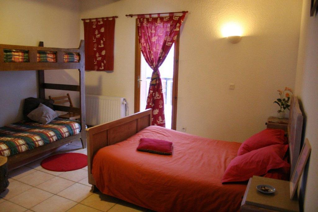 Etape De Fanfoue Hotel Chamrousse Bilik gambar